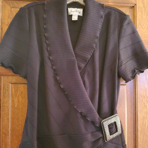 Joseph Ribkoff Short Sleeved Scalloped Hem Top Size 14